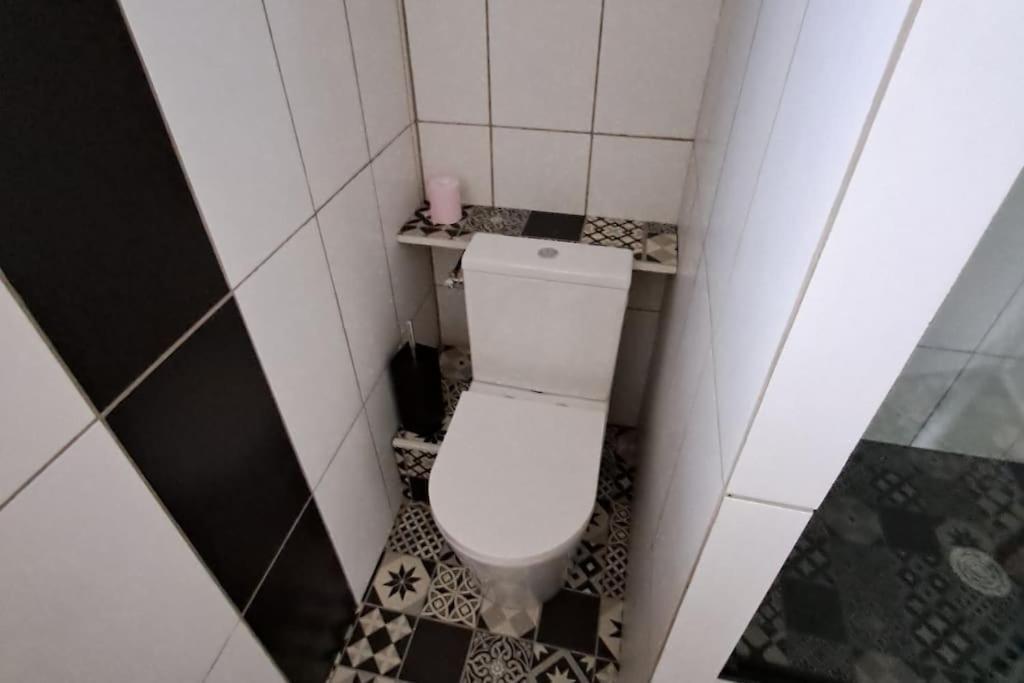 Agreable T2 Classe 3 Etoiles, Refait A Neuf, Dans Quartier Calme Роде Экстерьер фото